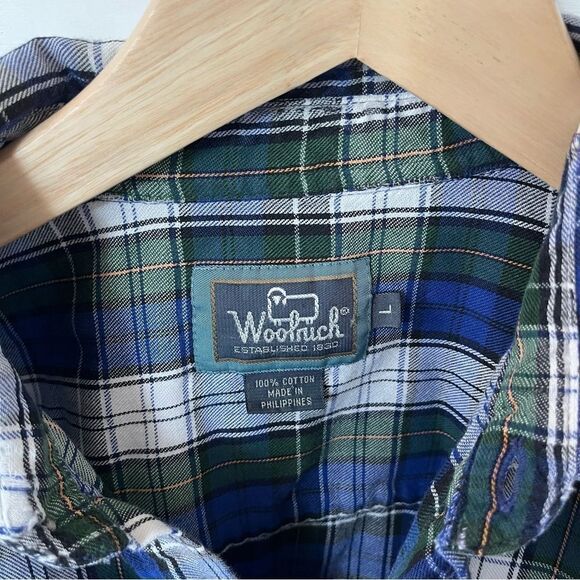 Woolrich Men’s Large Flannel Button-down Shirt. - Picture 4 of 8